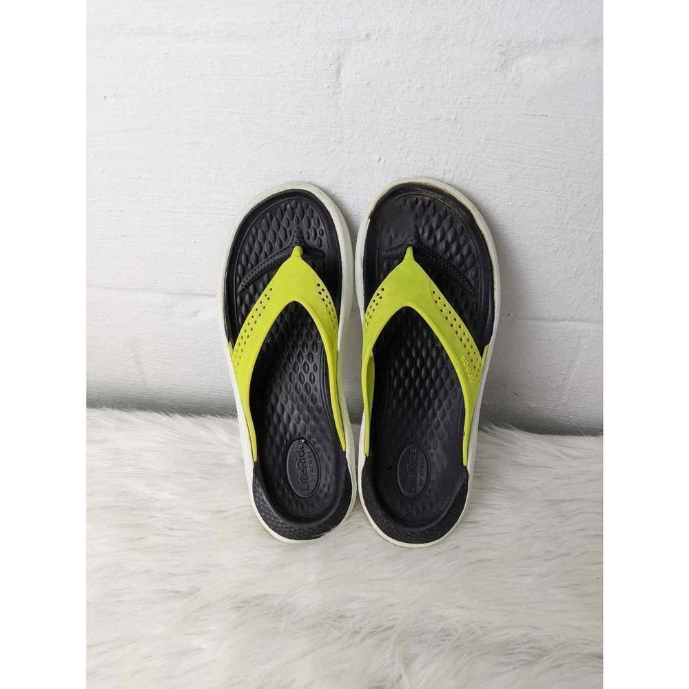 Crocs Literide Flip sandals Volt Green/Black size 7